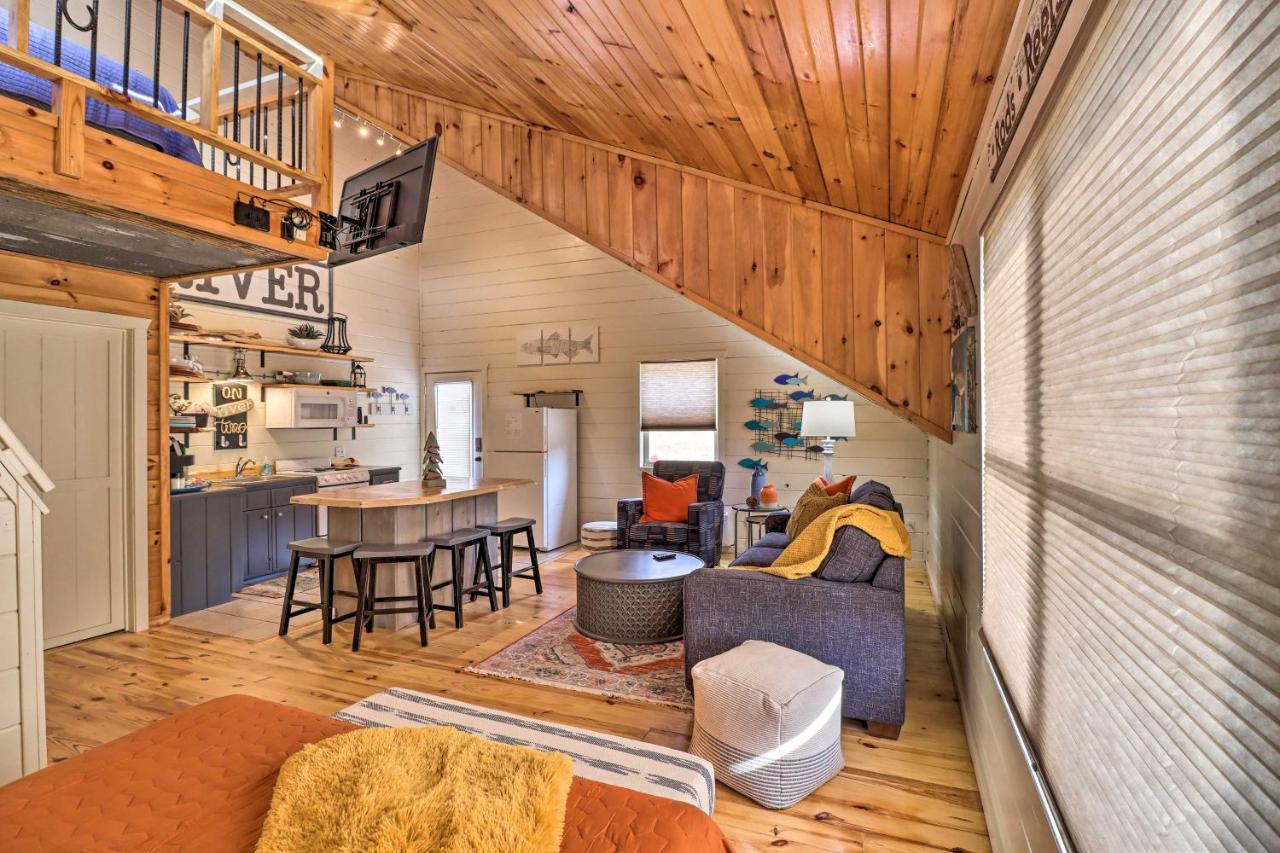 Pet-Friendly Studio With Loft And Mountain Views! Exterior photo