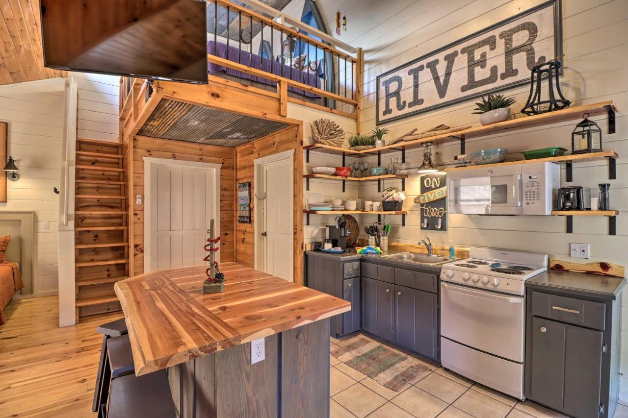 Pet-Friendly Studio With Loft And Mountain Views! Exterior photo