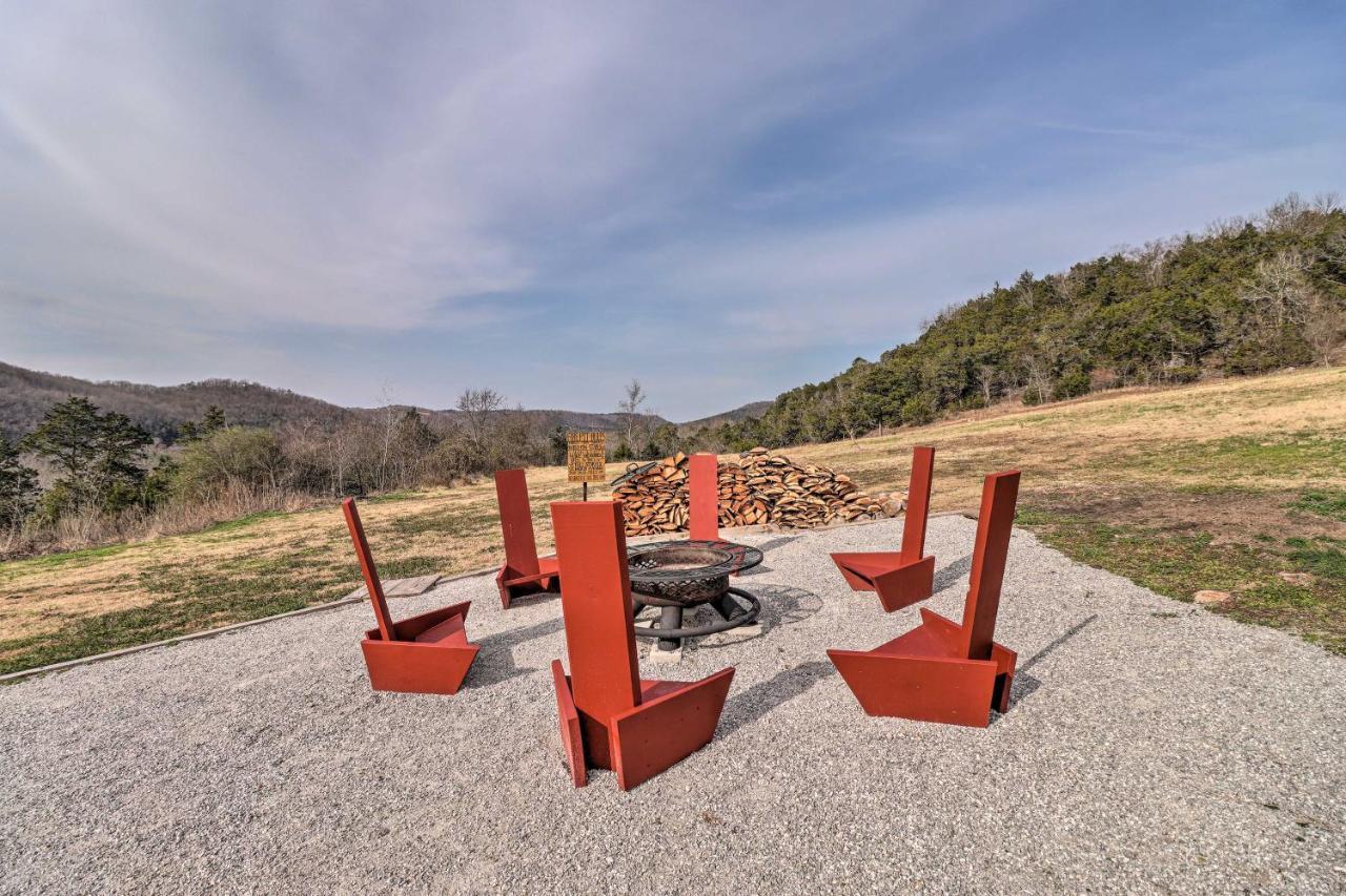 Pet-Friendly Studio With Loft And Mountain Views! Exterior photo